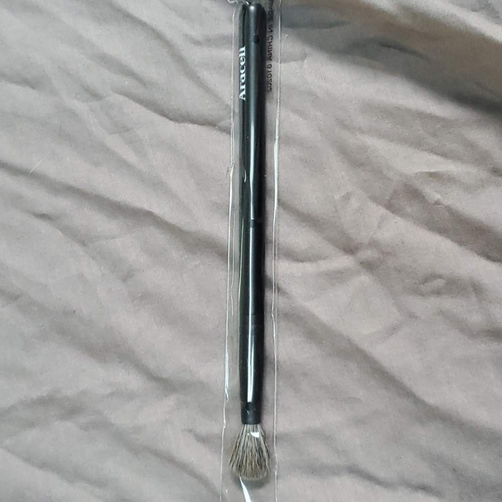 ⚡3/$12⚡ARACELI Grande Blending brush
